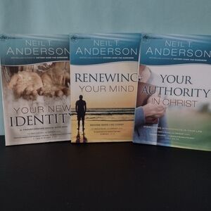 Home Accents Coffee Table Book Set - Blue, Brown, White